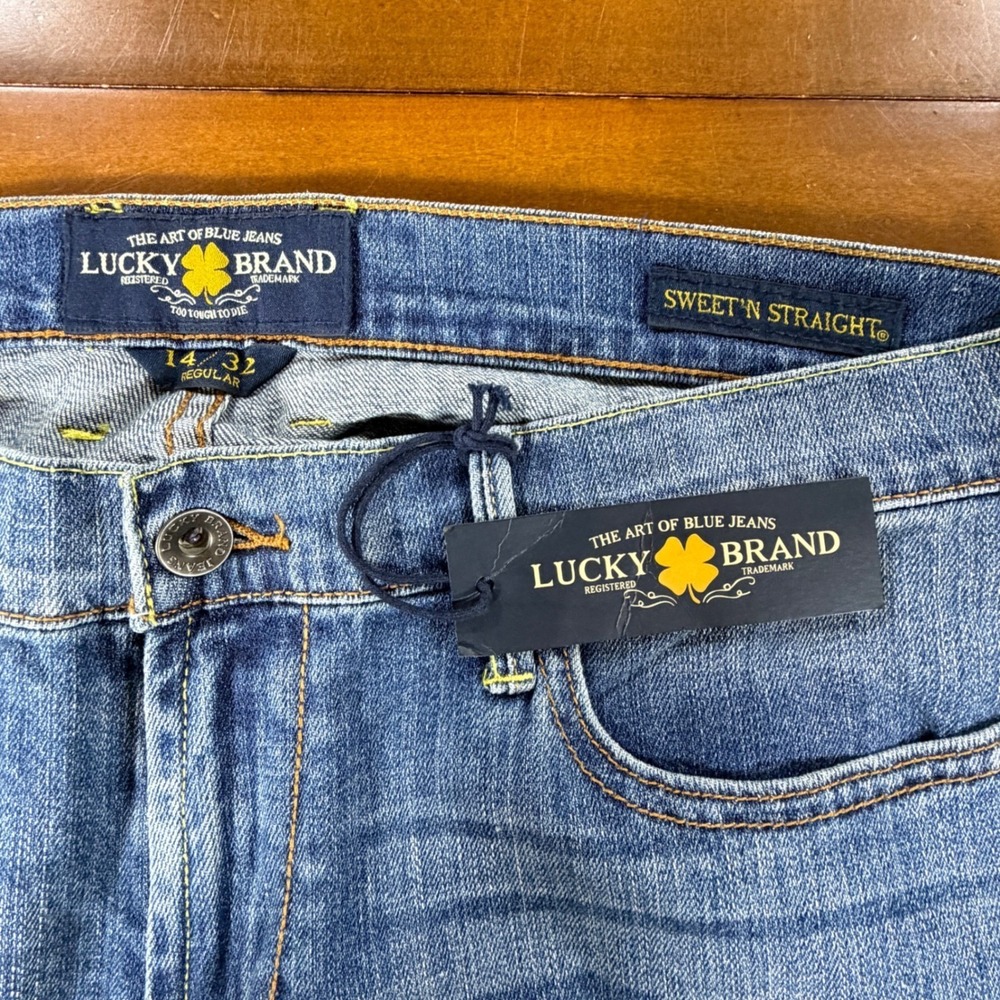 NEW Lucky Brand Sweet Straight Jeans Womens 14/32 Blue Medium Wash Denim NWT - Picture 6 of 8